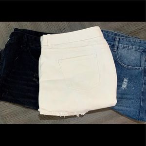 Set of 3 pairs of relaxed fit distressed shorts 1X